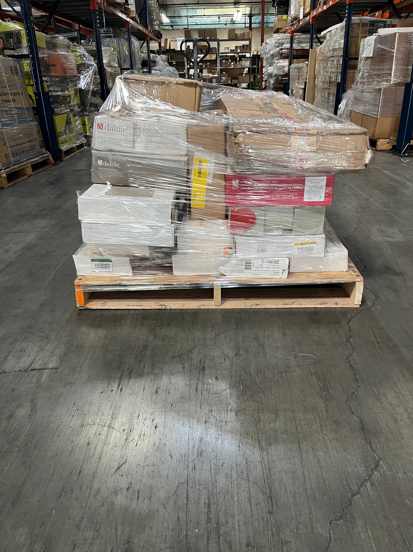 Pallet #5 Mix Flooring and Tiles