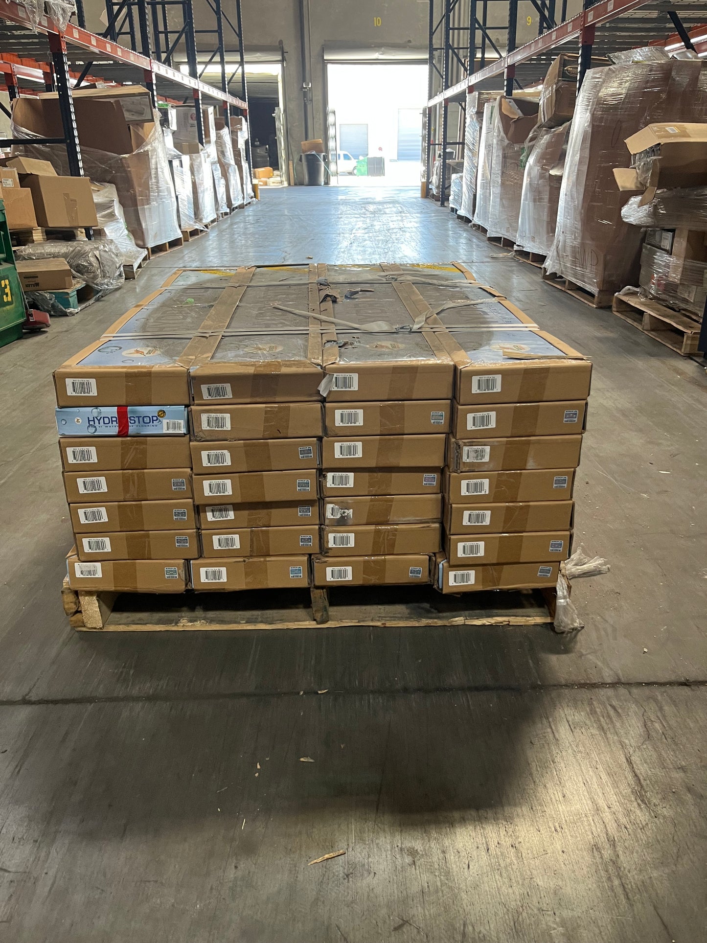 Pallet #10 LVP Hydro Stop 7 x 48 ( 24 sqft box ) Waterproof Color: Old Navy